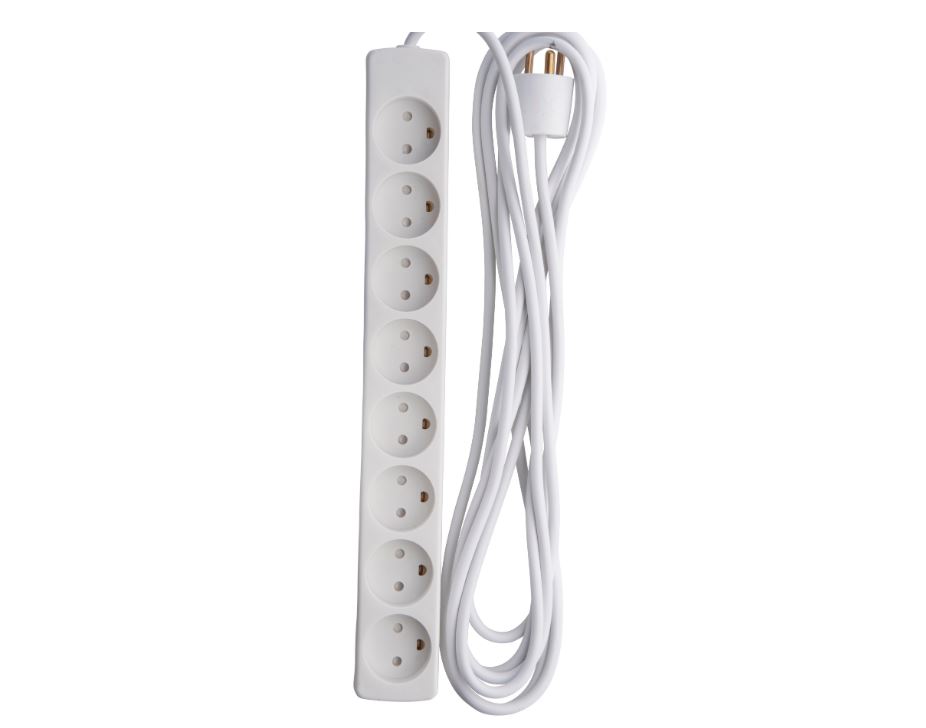 Stikdse 8-vejs med jord brnesikker med 5 mtr. 3G1mm H05VV-F. Hvid. 230V 13A 2990W